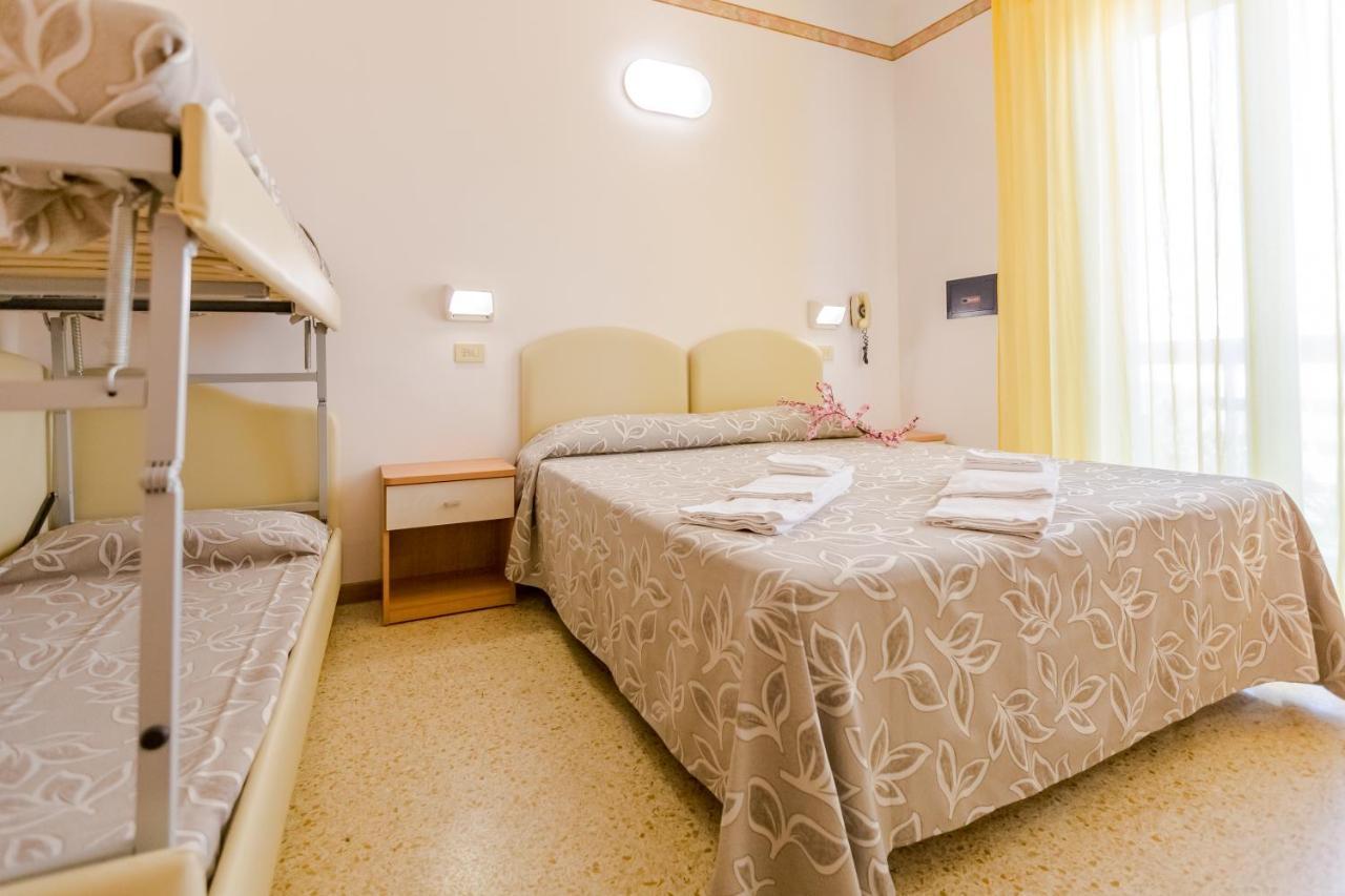 Hotel Bagli Ρίμινι Εξωτερικό φωτογραφία