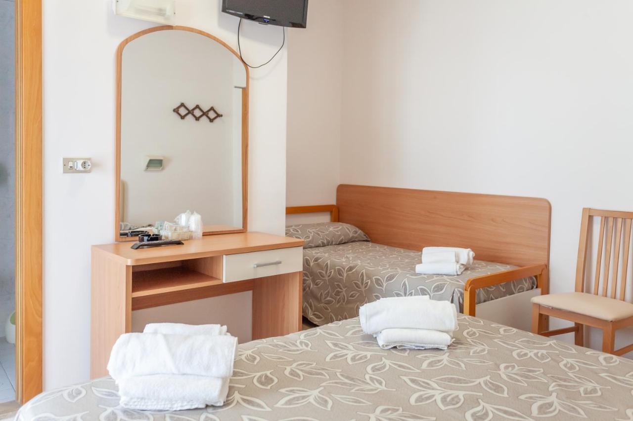 Hotel Bagli Ρίμινι Εξωτερικό φωτογραφία