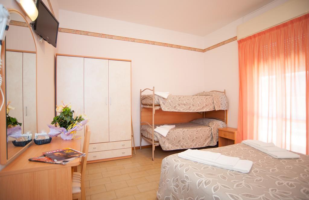 Hotel Bagli Ρίμινι Δωμάτιο φωτογραφία